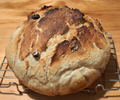No knead Ginger and Sultana bread