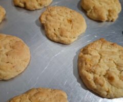 Cornflake crunch biscuits